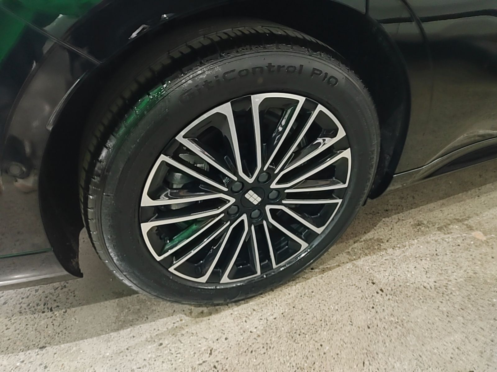 Geely Galaxy 8 2025 60km EM-i Luxury Edition - Luxury Enjoyment — снимка 11