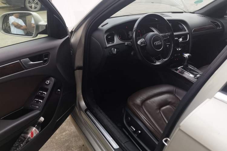 Used Audi A4L 2015 35 TFSI Automatic Comfort Model