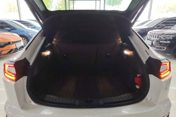 Used Ford EVOS 2022 Facelift EcoBoost 245 ST-Line
