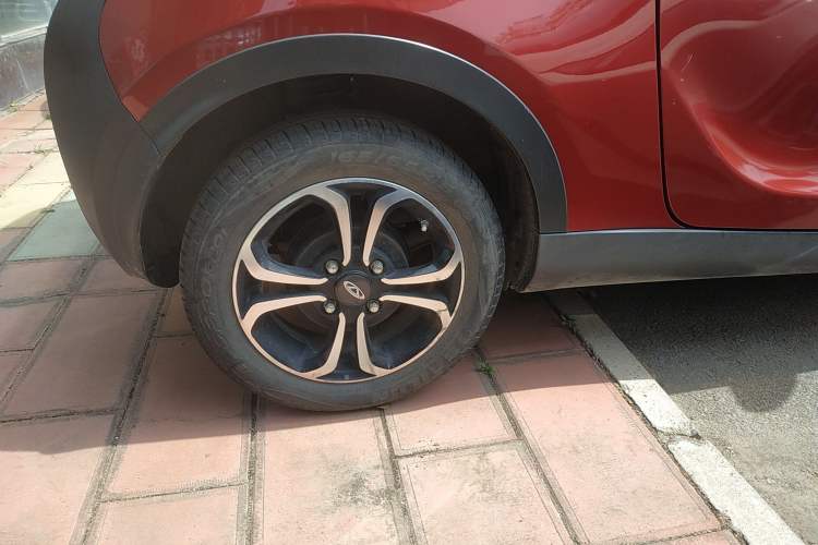 Used Chery QQ Little Ant 2019 4-Seater Smart Edition 30.6 kWh Right Rear Wheel Hub