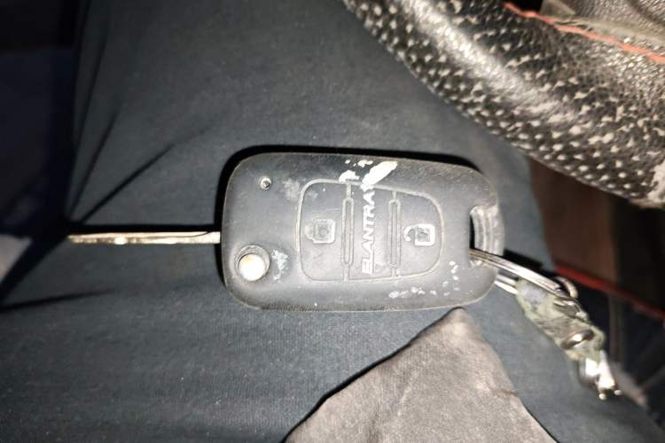 Used Hyundai Celesta 2011 1.6L Manual Comfort Edition
