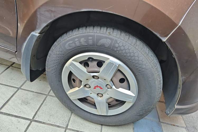 Used Wuling Hongguang 2015 1.5L S Base Model China IV
