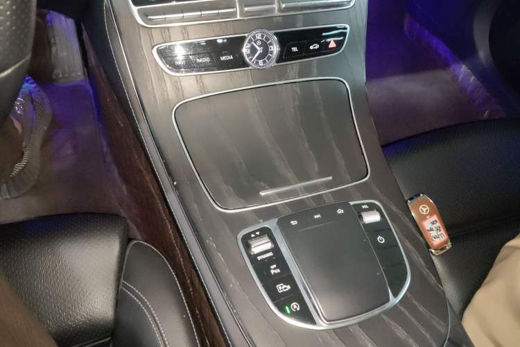 Used Mercedes-Benz E-Class 2019 E 260 L Sport Edition
