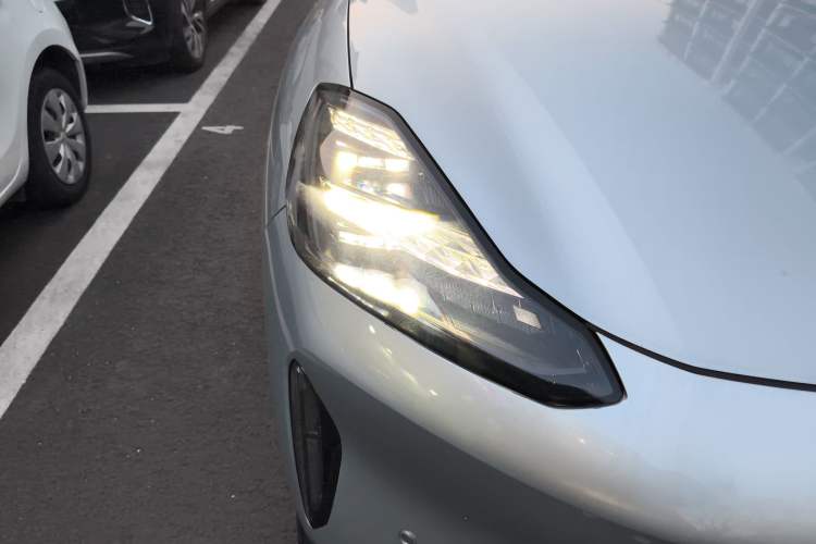 Used Hyptec HT 2023 670 Rear-Drive Ultra-High-Voltage NDA Version
