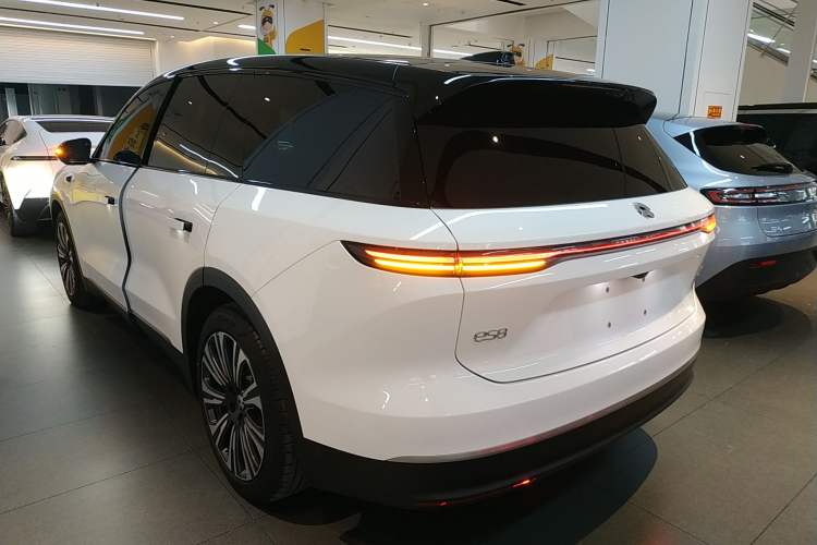 Used Nio ES8 2024 75 kWh