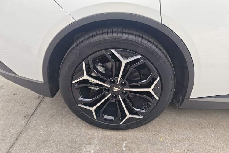 Used Deepal L07 2024 230Max Range-Extended Version