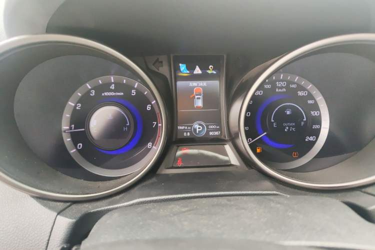 Used Changan CS75 2016 1.8T Automatic Elite Model China V Standard