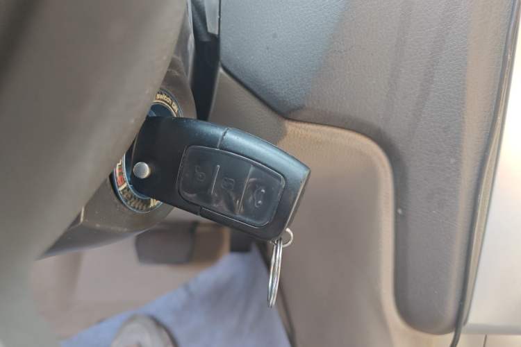 Used Ford Focus 2011 Hatchback 1.8L Automatic Fashion Edition
