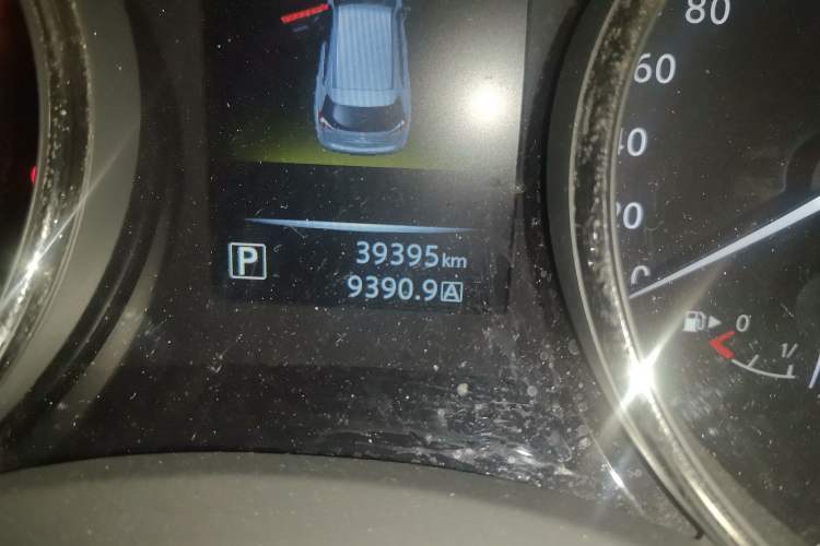 Used Nissan X-Trail 2015 2.0L CVT Comfort MAX Edition 2WD