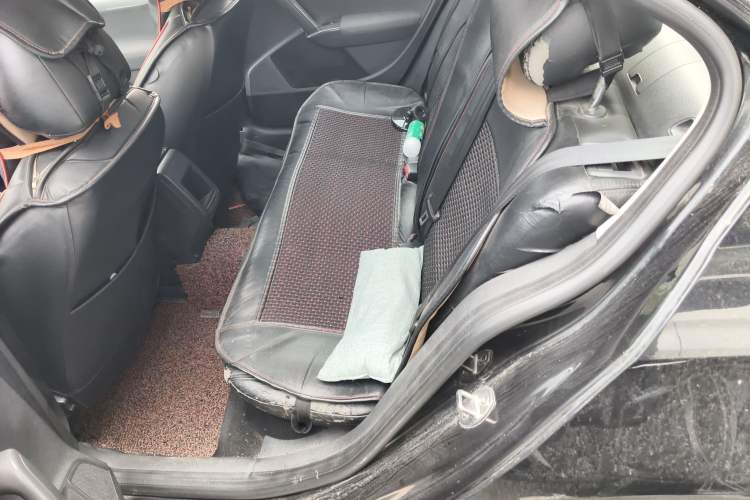 Used Volkswagen Lavida 2013 Revised Classic 1.6L Manual Fashion Edition