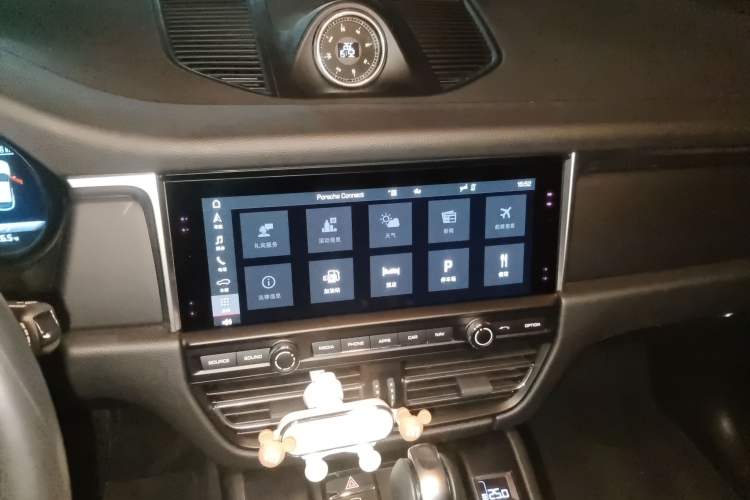 Used Porsche Macan 2021 Macan 2.0T
