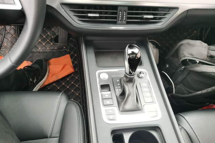 Used BYD Tang 2019 2.0T Automatic SmartConnect Prestige 5-Seater China VI Standard