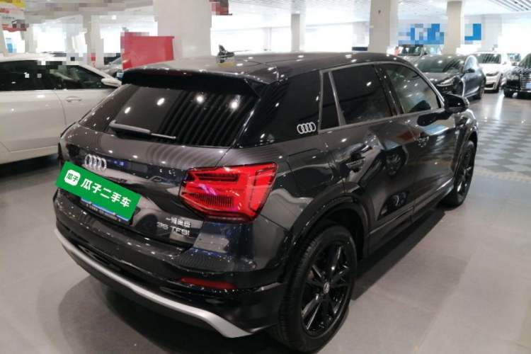 Used Audi Q2L 2021 35 TFSI Fashion Dynamic Model
