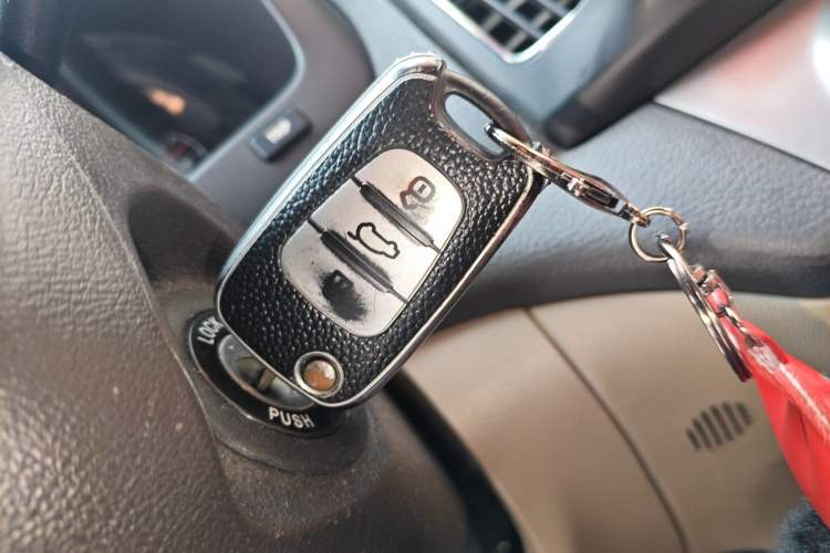 Used Hyundai Celesta 2011 1.6L Manual Comfort Edition
