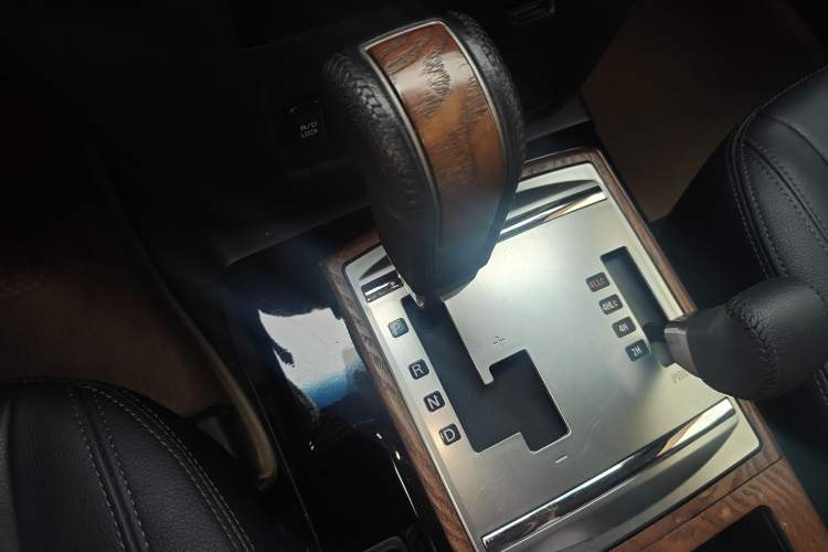 Used Mitsubishi Pajero 2018 3.0L Automatic Prestige Edition
