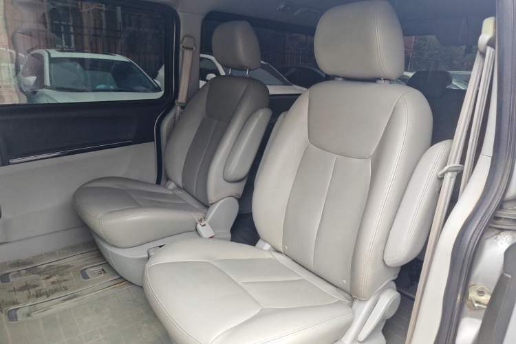 Used JAC Group Refine M5 2013 2.0T Gasoline Automatic Business Edition Left Rear Seat