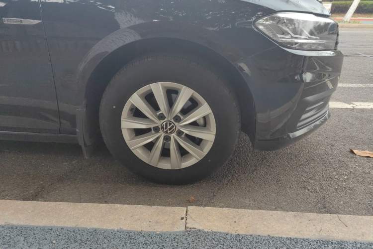 Used Volkswagen Lavida 2021 1.5L Automatic Fashion Edition