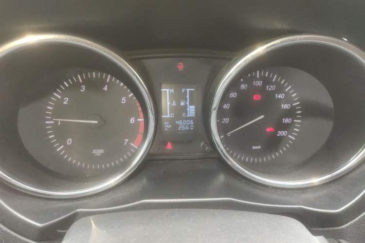 Used HYOSOW S3 2014 1.5L Comfort Version China IV Emission Standard