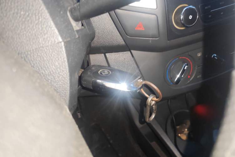 Used Dongfeng Aeolus AX3 2016 1.5L Automatic Shangkue Model
