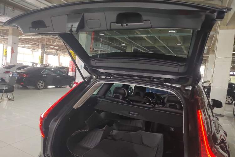 Used Volvo XC60 2018 T4 Zhiyi Edition