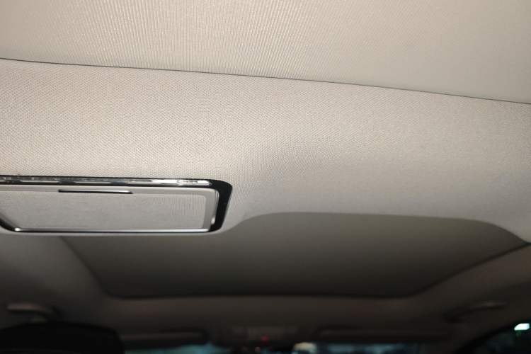 Used Mercedes-Benz C-Class 2019 C 260 L Sport Edition Headliner