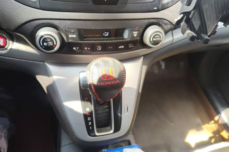 Used Honda CR-V 2012 2.4L four-wheel drive luxury version Gear Lever