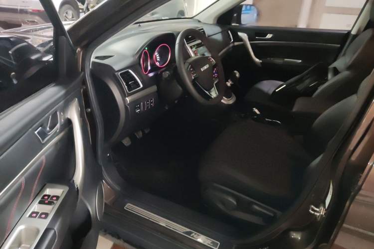 Used Haval M6 2017 1.5T Manual Two-Wheel Drive Elite Model
