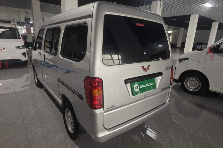 Used Wuling Zhiguang 2023 1.5L Practical Version 5/7 Seats