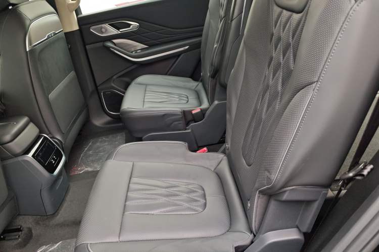 Used Hongqi HS7 PHEV 2024 2.0T PHEV Four-Wheel Drive Flagship Edition 6 Seats