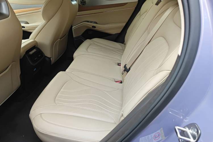 Used Denza N7 2025 630 All-Wheel Drive Intelligent Driving Dual-Laser Flagship Edition