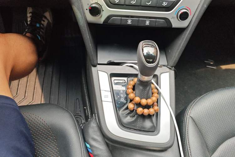 Used Hyundai Elantra (6th Generation / Lingdong) 2016 1.6L Automatic ZhiXuan – Elite Version