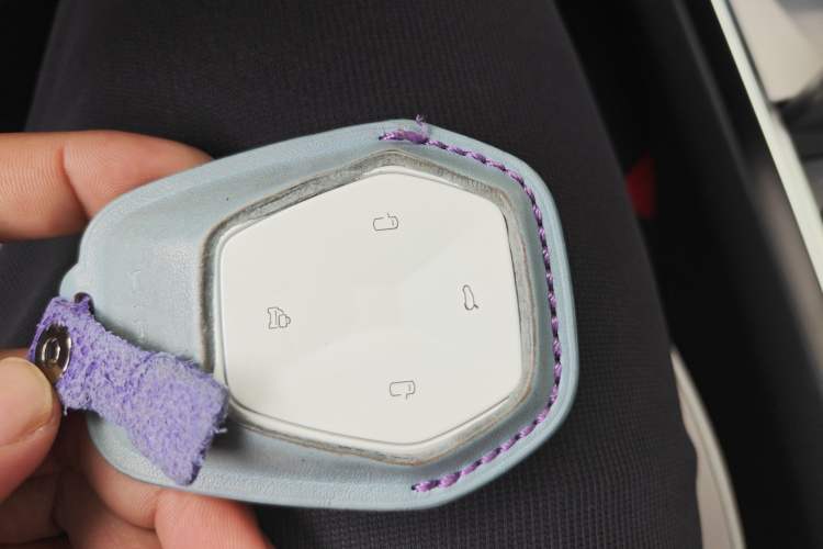 Used HiPhi Y 2023 560 km Pioneer Edition Vehicle Key