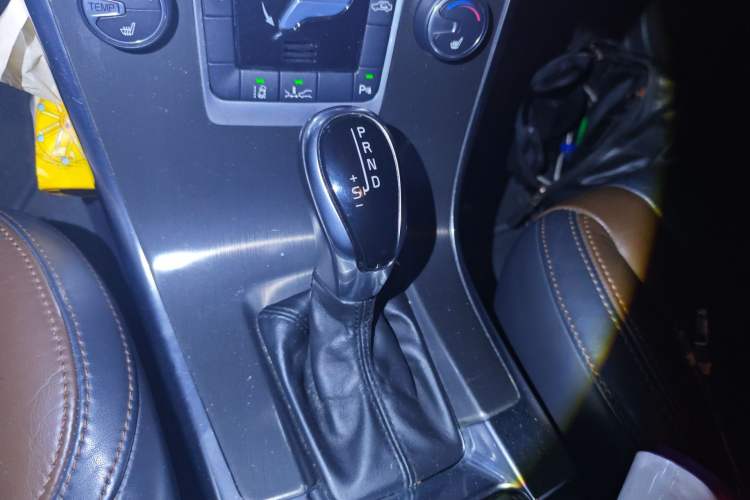 Used Volvo XC60 2014 T5 Zhiyi Edition
