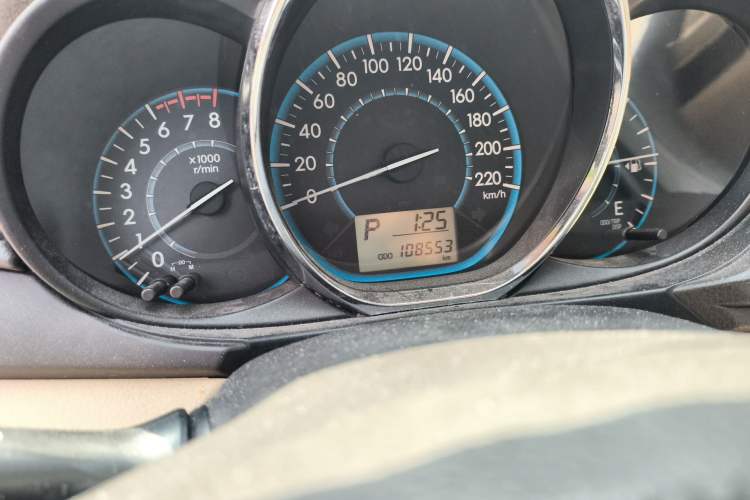 Used Toyota Vios 2014 1.5L Automatic ZhiZhen Edition Odometer Close Up