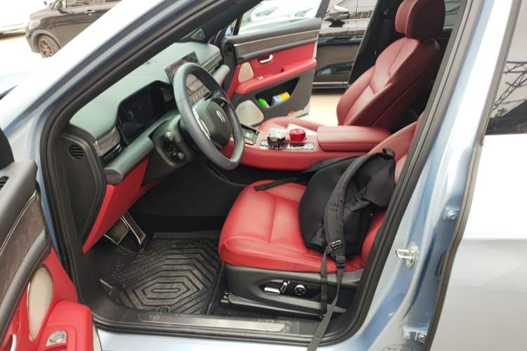 Used Hima AITO M5 2023 Extended-Range Four-Wheel Drive Intelligent Driving Version Left Front Seat