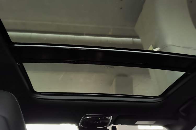 Used Lynk & Co 03 2022 2.0TD DCT JingPro Headliner