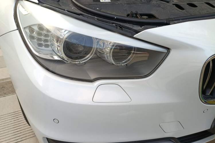 Used BMW 5 Series GT 2015 528i Leading Model
