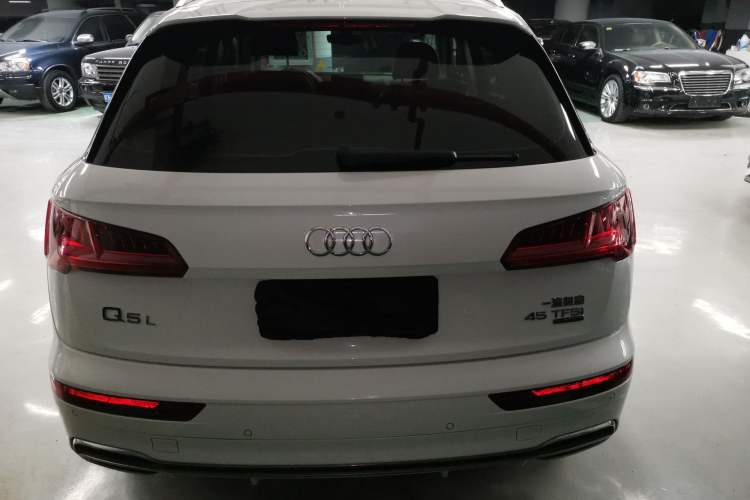 Used Audi Q5L 2020 45 TFSI Prestige Fashion Model
