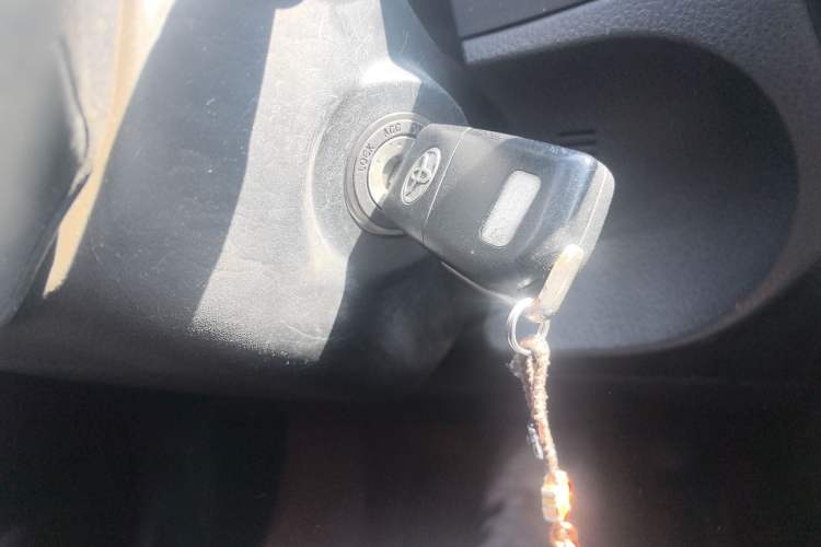 Used Toyota Corolla 2014 1.6L CVT GL-i Leather Edition
