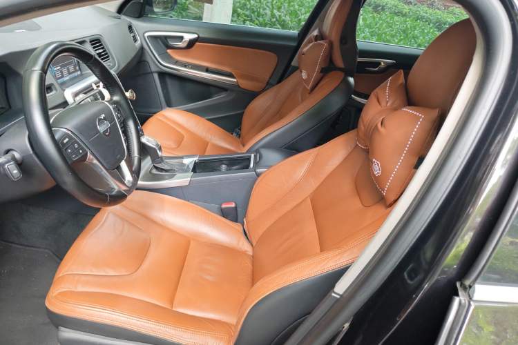 Used Volvo V60 2013 T5 Smart Edition Left Front Seat