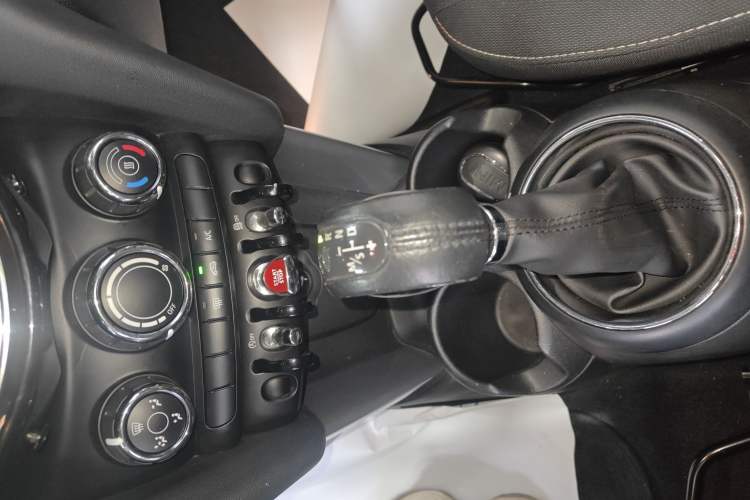 Used MINI 2016 1.2T ONE Pioneer Edition Five-Door Version