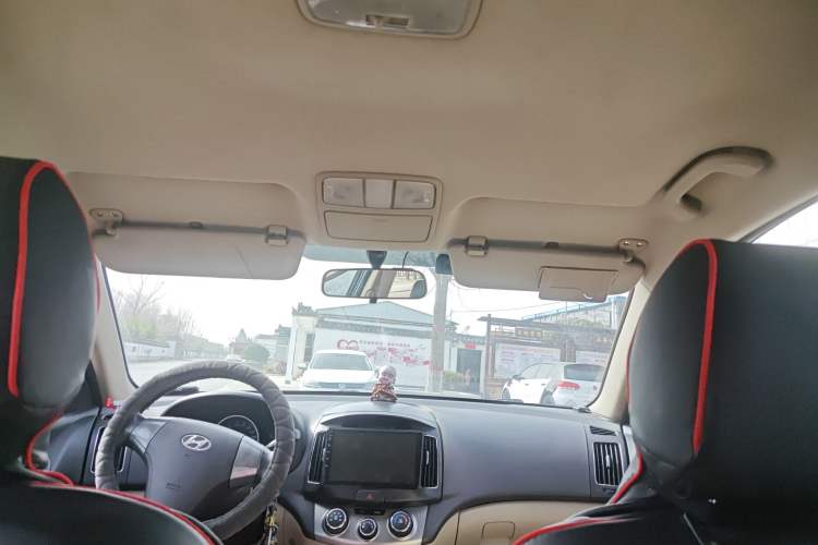 Used Hyundai Celesta 2011 1.6L Manual Comfort Edition
