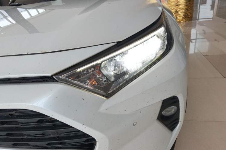 Used Toyota RAV4 2022 2.0L CVT Two-Wheel Drive Fashion Plus Edition
