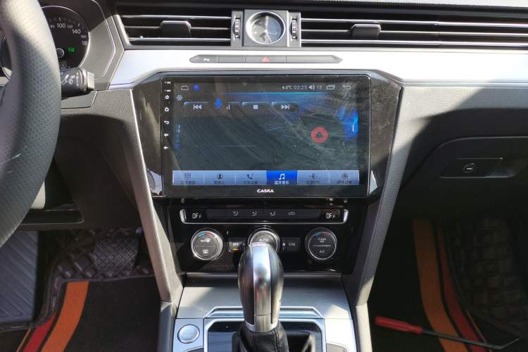 Used Volkswagen Magotan 2017 280TSI DSG Comfort Model