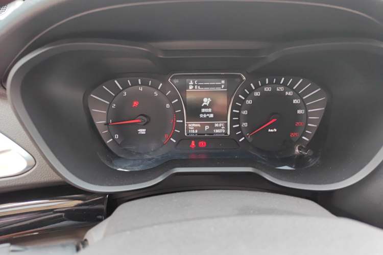 Used GAC Trumpchi GS4 2015 200T G-DCT Luxury Edition