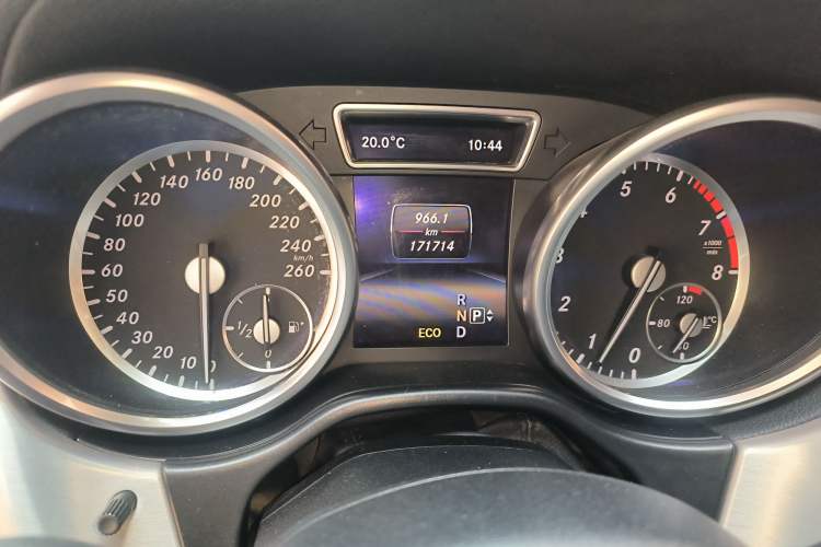 Used Mercedes-Benz GL-Class 2015 GL 400 4MATIC Dynamic Model