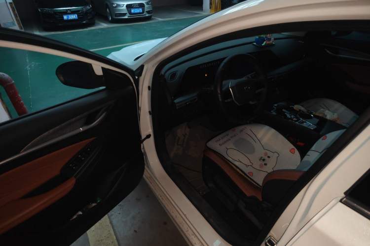 Used CHANGAN Eado 2022 PLUS Blue Whale NE 1.4T GDI DCT Prestige Edition