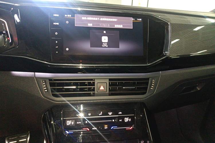 Used Volkswagen Tayron 2022 380TSI Four-Wheel Drive R-Line Connected Version Audio And AC Panel