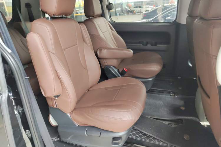 Used JAC Refine M4 2019 Business Series 2.0L Manual - China VI Standard