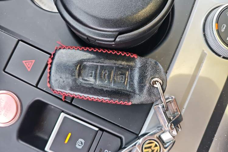 Used Volkswagen Touareg  Vehicle Key